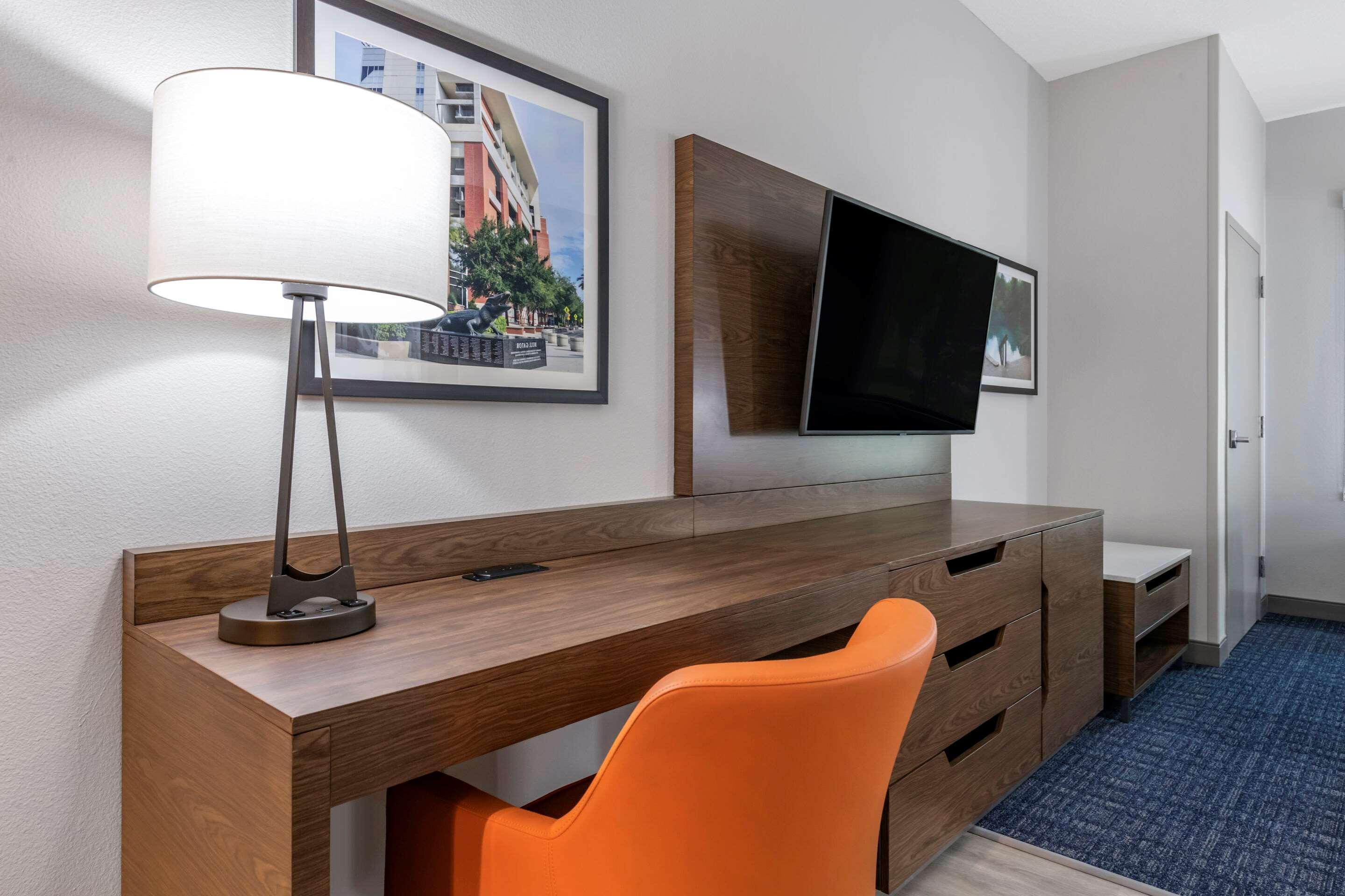 Comfort Suites Gainesville Near University Extérieur photo